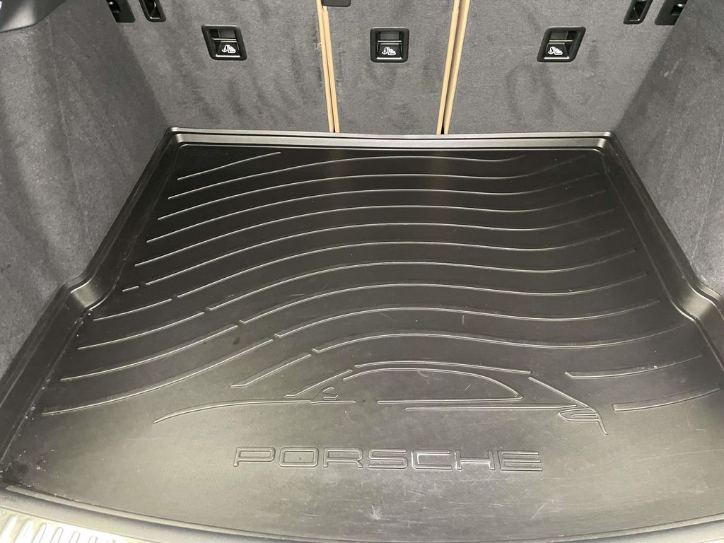 2025 Porsche Macan  White at Audi Porsche Sewickley