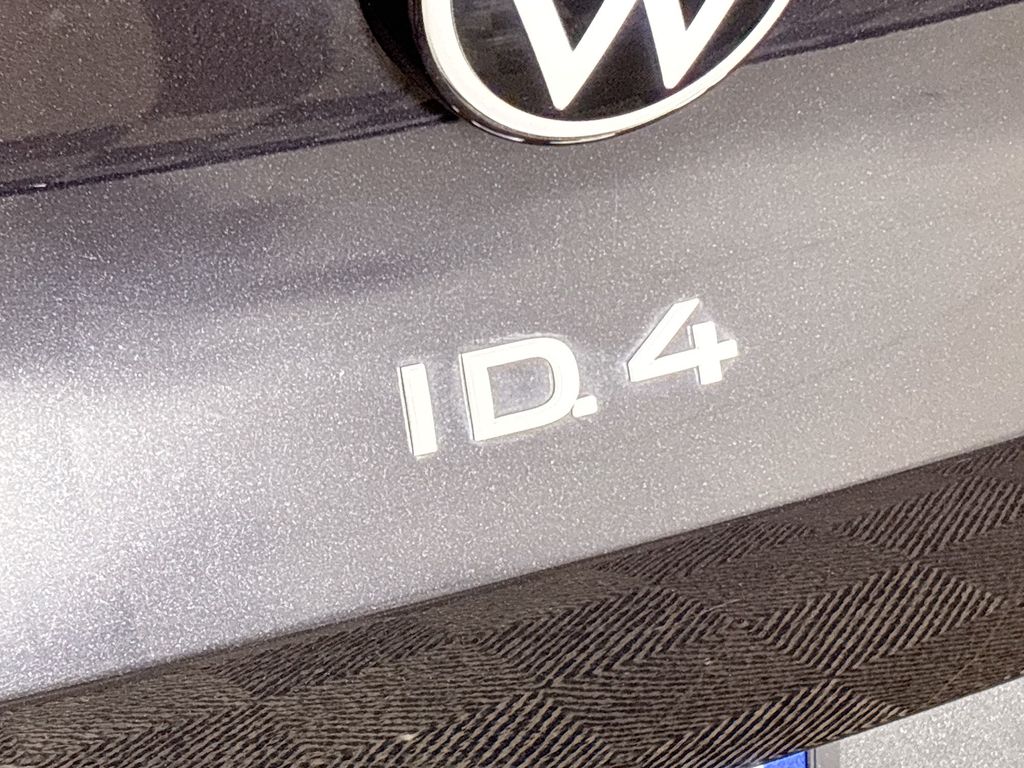 2025 Volkswagen ID.4 Pro