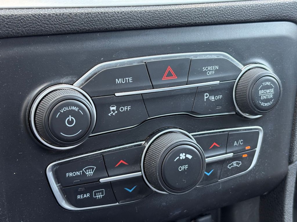 Used Car 2022 Dodge Charger  Sxt For Sale Under $25,000 In San Marcos, Texas
