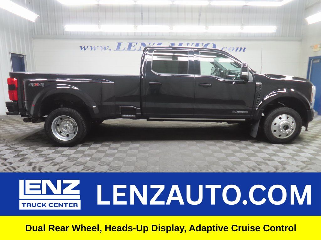2025 Ford F-450 Super Duty Platinum Crew Cab LB DRW 4WD