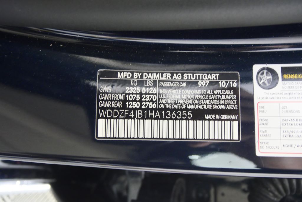 Thumbnail: 2017 Mercedes-Benz E-Class - 29