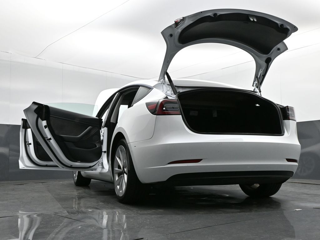 2022 Tesla Model 3 Long Range Dual Motor All-Wheel Drive