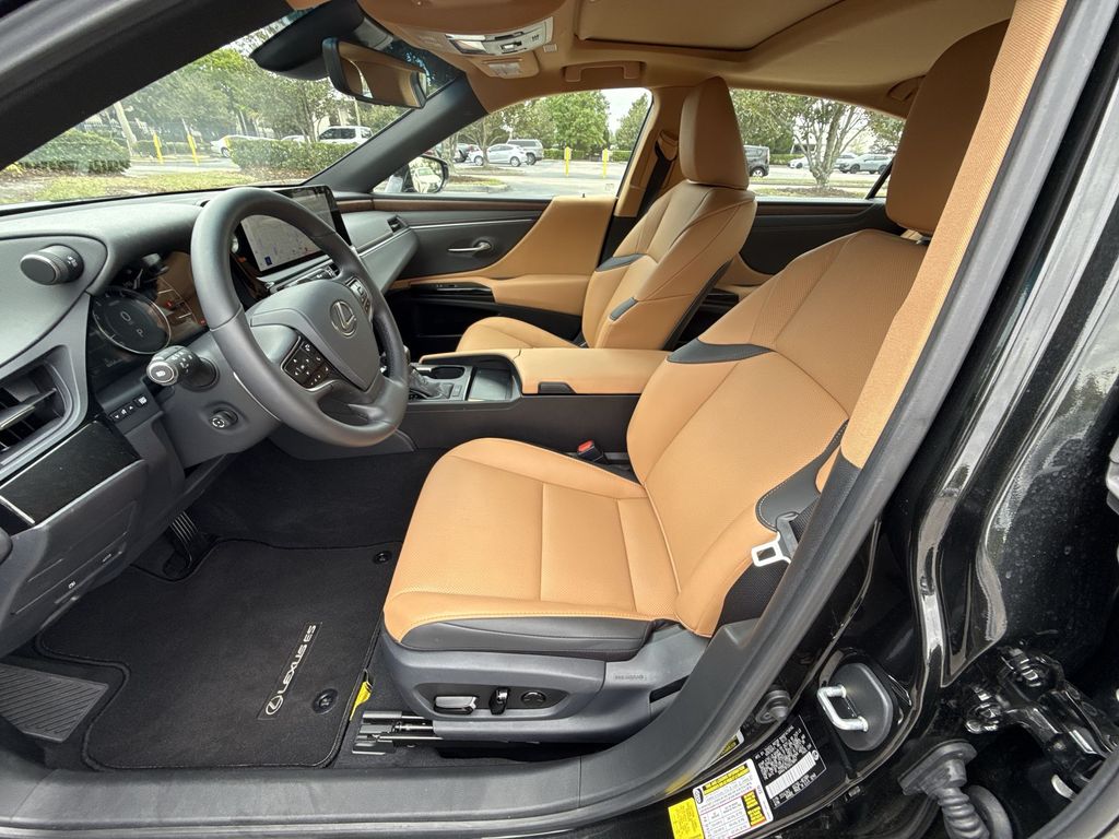 Thumbnail: 2025 Lexus ES - 30