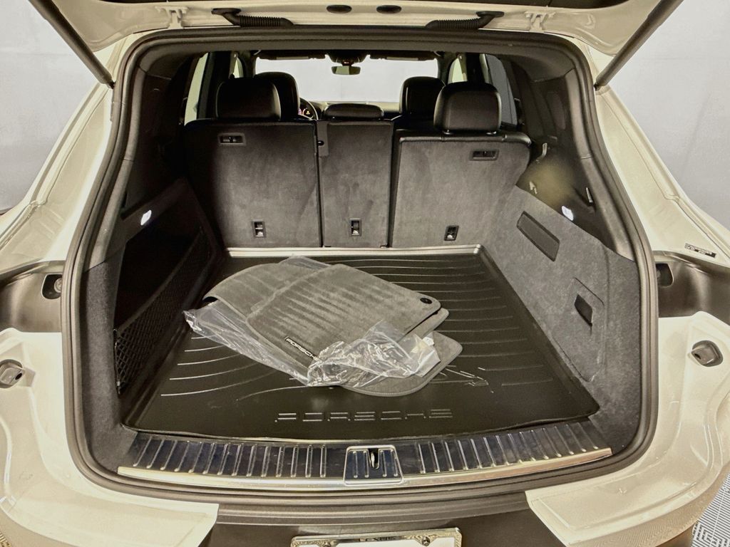 car-gallery-28