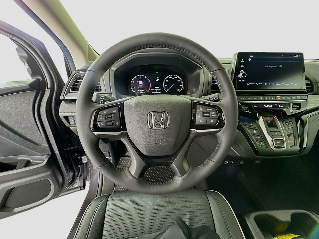 Thumbnail: 2026 Honda Odyssey - 10