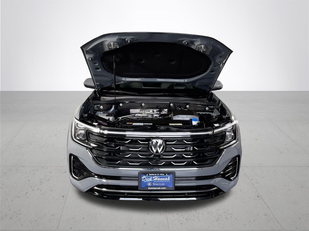 2025 Volkswagen Atlas Cross Sport 2.0T SEL Premium R-Line