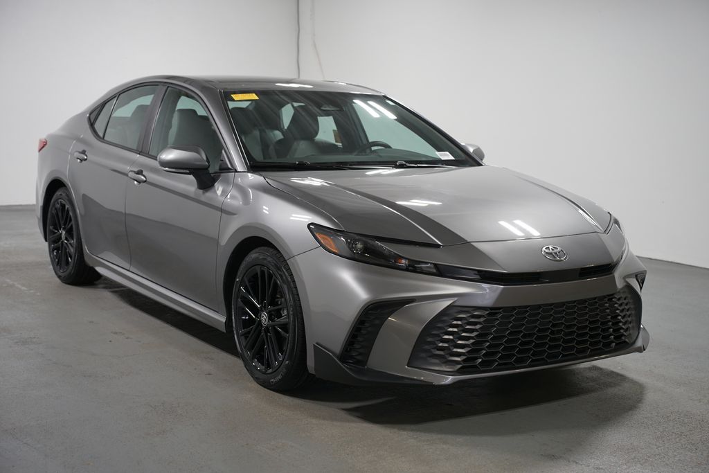 Thumbnail: 2025 Toyota Camry - 3