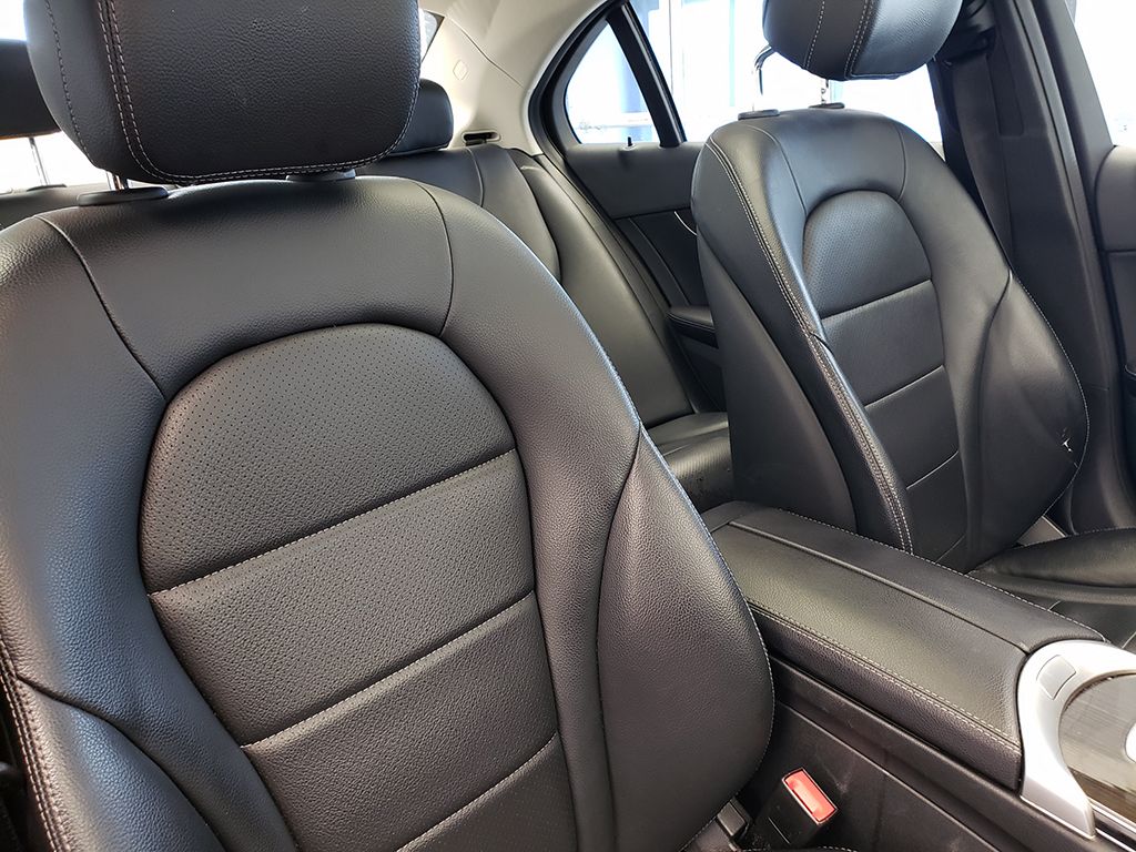 Thumbnail: 2017 Mercedes-Benz C-Class - 27