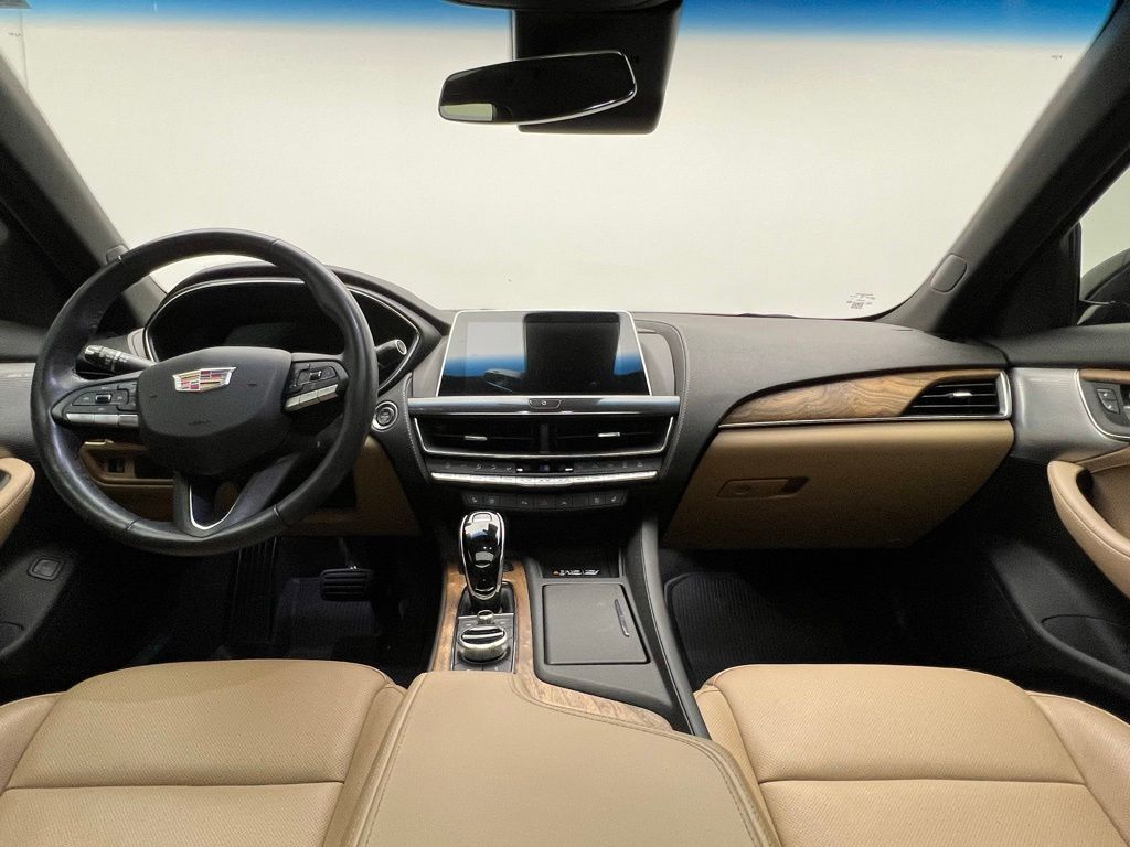 Thumbnail: 2023 Cadillac CT5 - 10