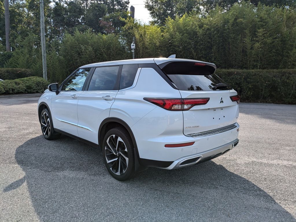 Used 2023 Mitsubishi Outlander SUV