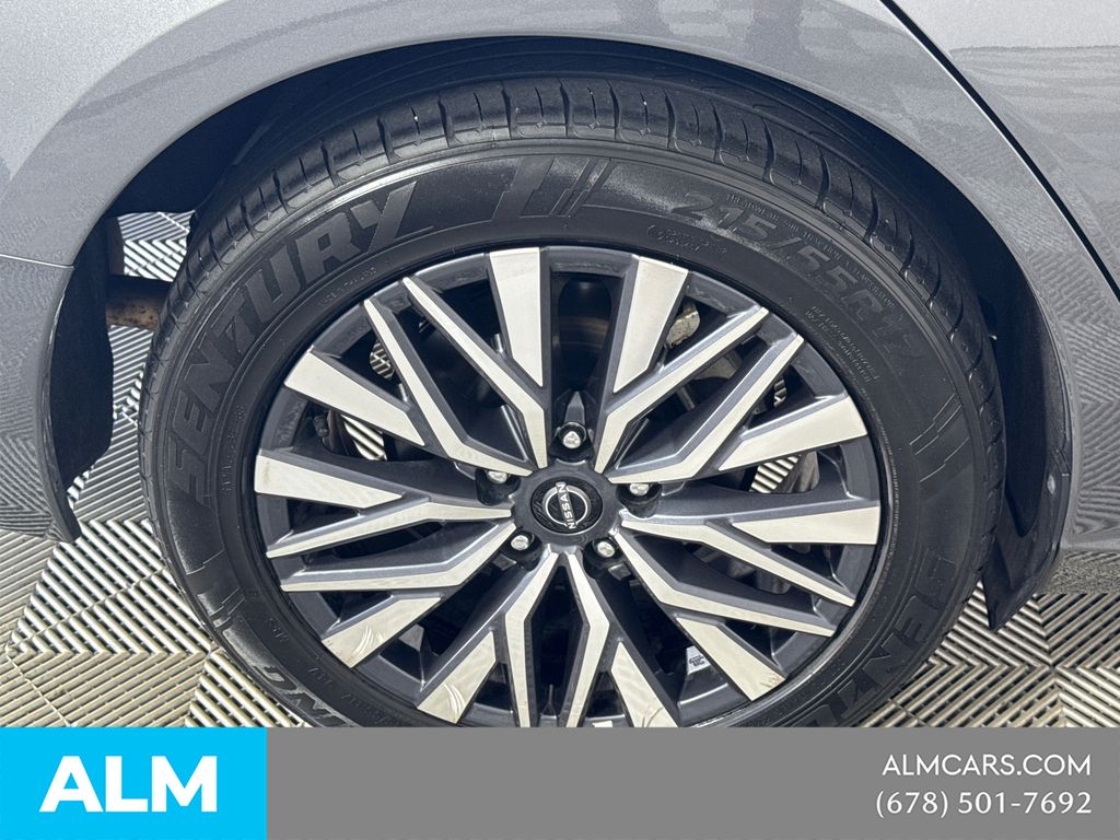 Used 2025 Gray Nissan 2.5 SV image 21