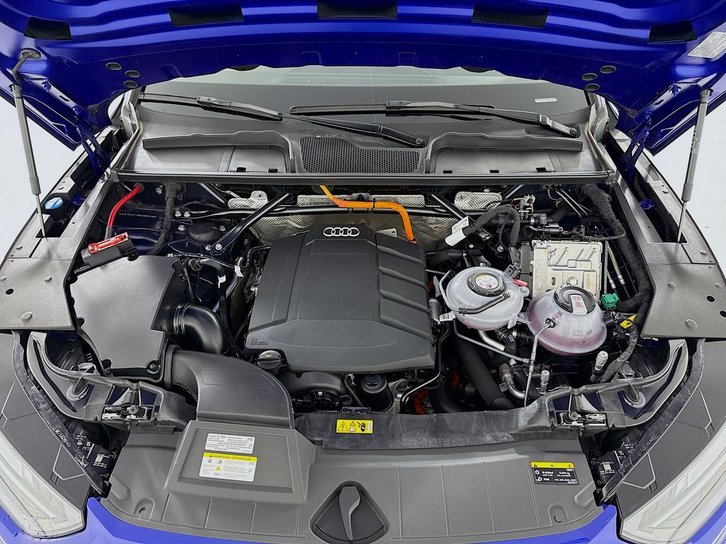 Thumbnail: 2025 Audi Q5 - 29