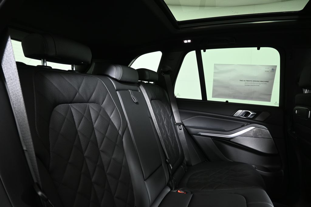 Thumbnail: 2026 BMW X5 - 27