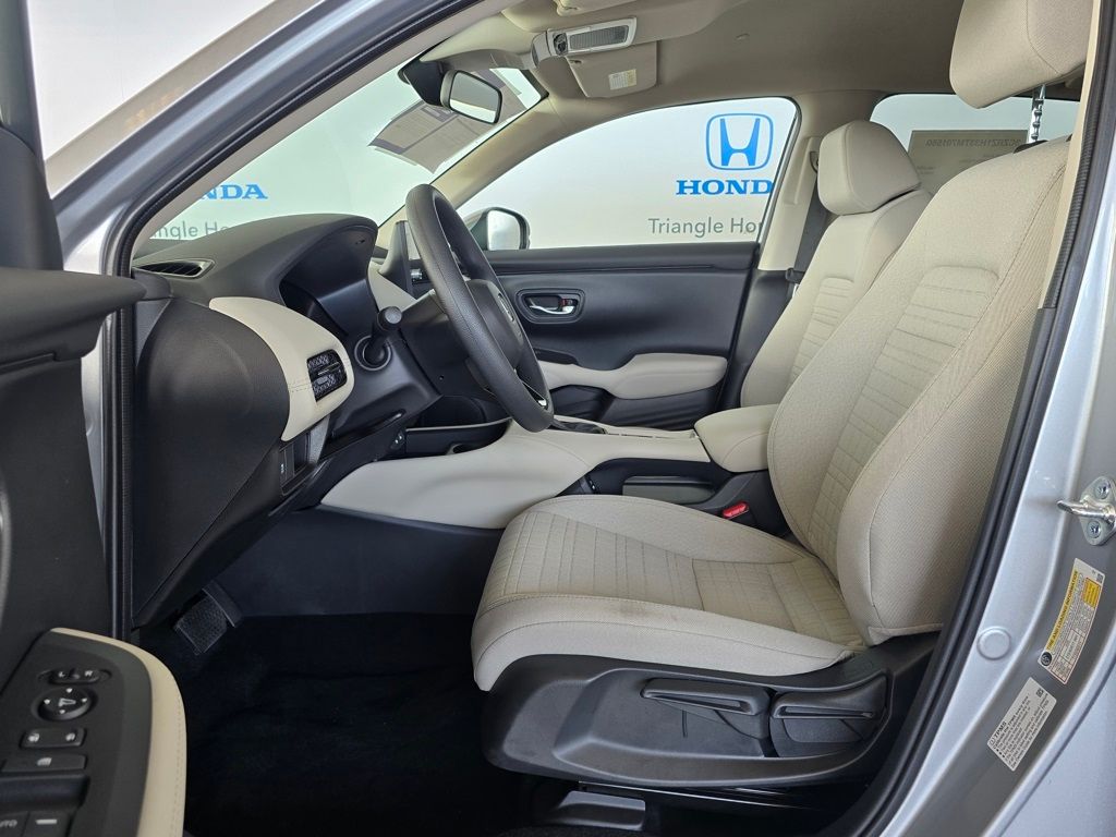 Thumbnail: 2027 Honda HR-V - 14