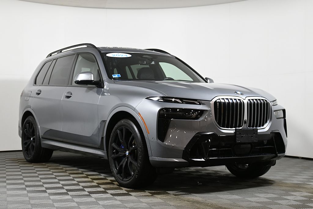 Thumbnail: 2024 BMW X7 - 9