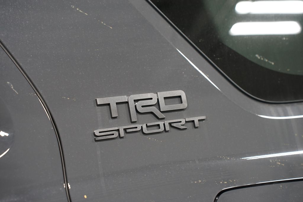 Thumbnail: 2025 Toyota 4Runner - 11