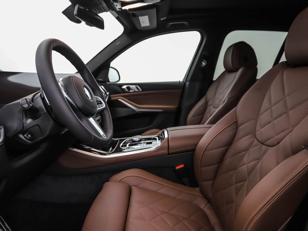 Thumbnail: 2026 BMW X5 - 11