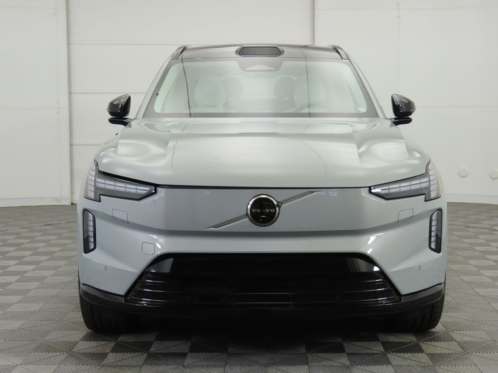 2025 Volvo EX90  2