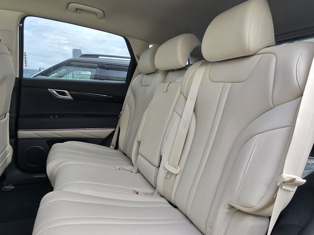 New 2026 Gray Genesis 2.5T image 12