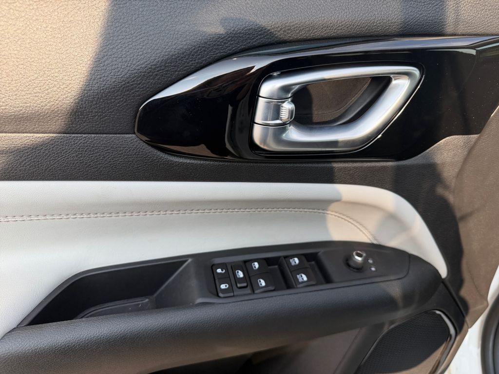 2026 Jeep Compass Limited - 10
