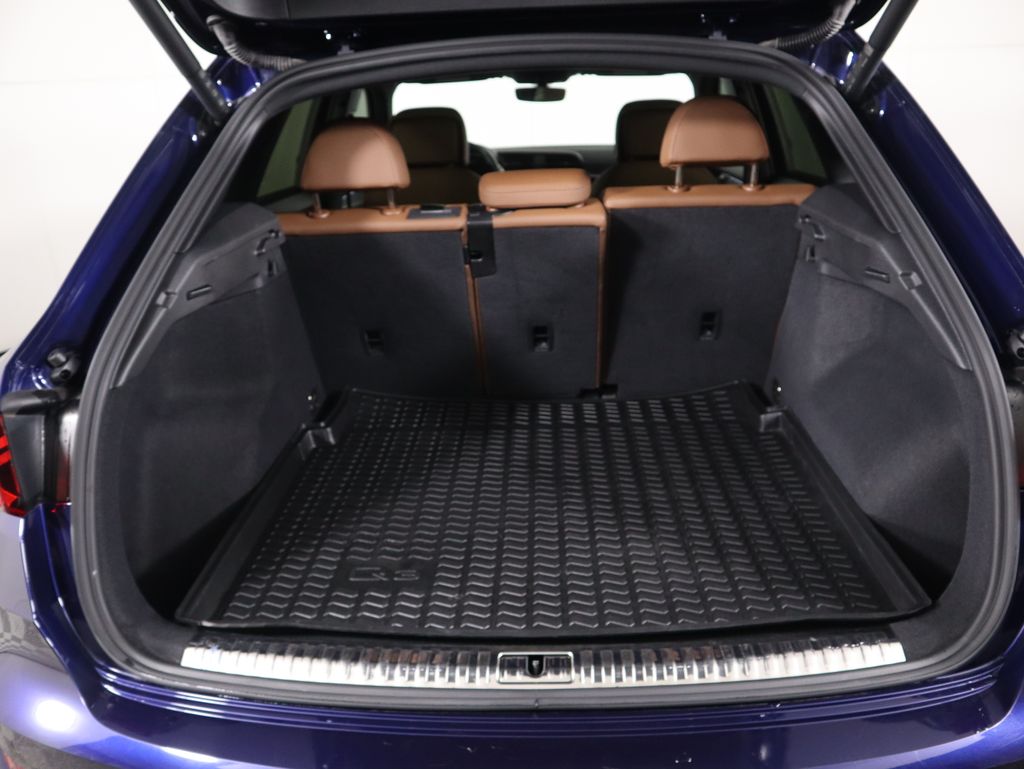 Thumbnail: 2022 Audi Q3 - 29