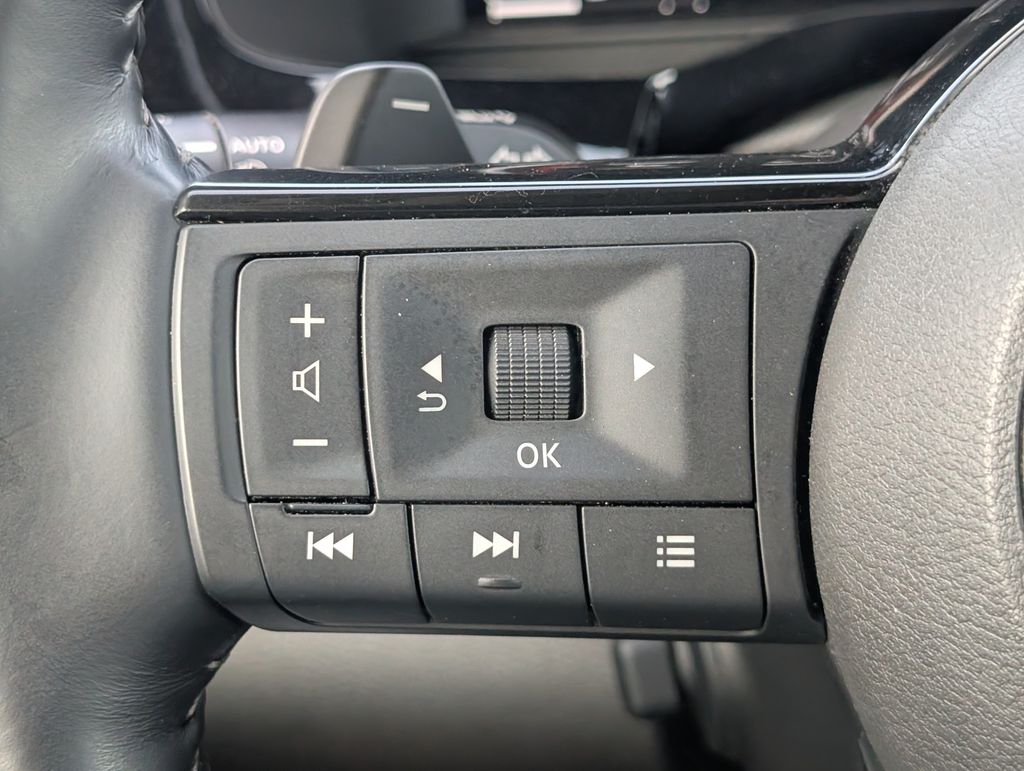 Used 2025 Nissan Pathfinder SUV
