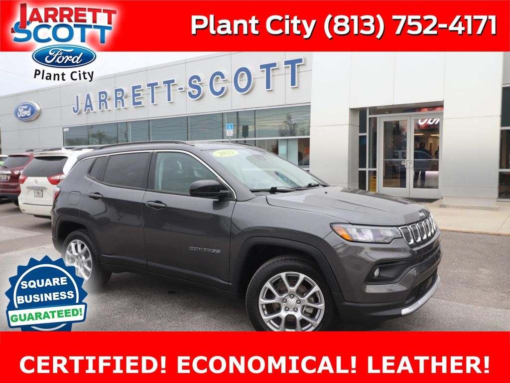 2022 Jeep Compass Latitude Lux 4WD