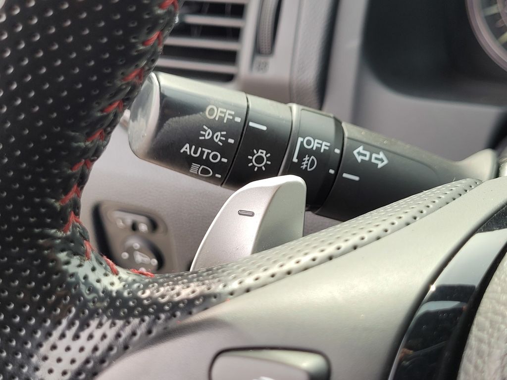 Used 2023  Honda Black Edition image 38