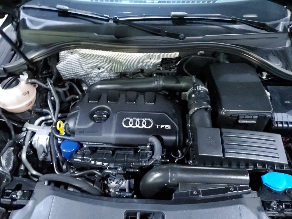 2016 Audi Q3 2.0T Premium Plus 42