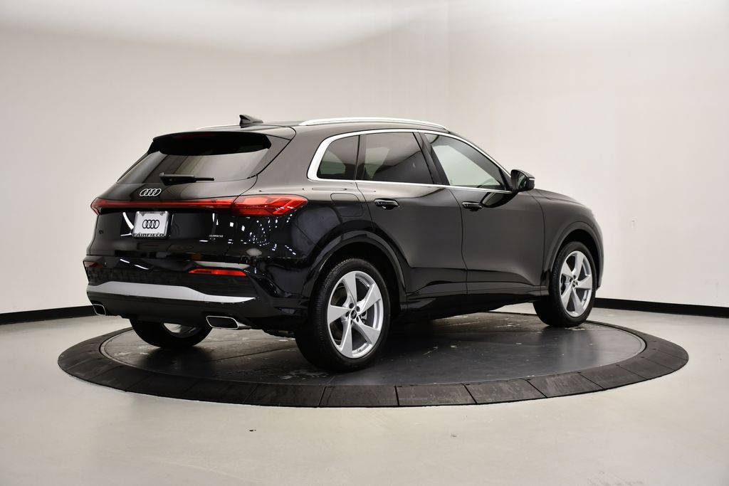 Thumbnail: 2025 Audi Q5 - 5