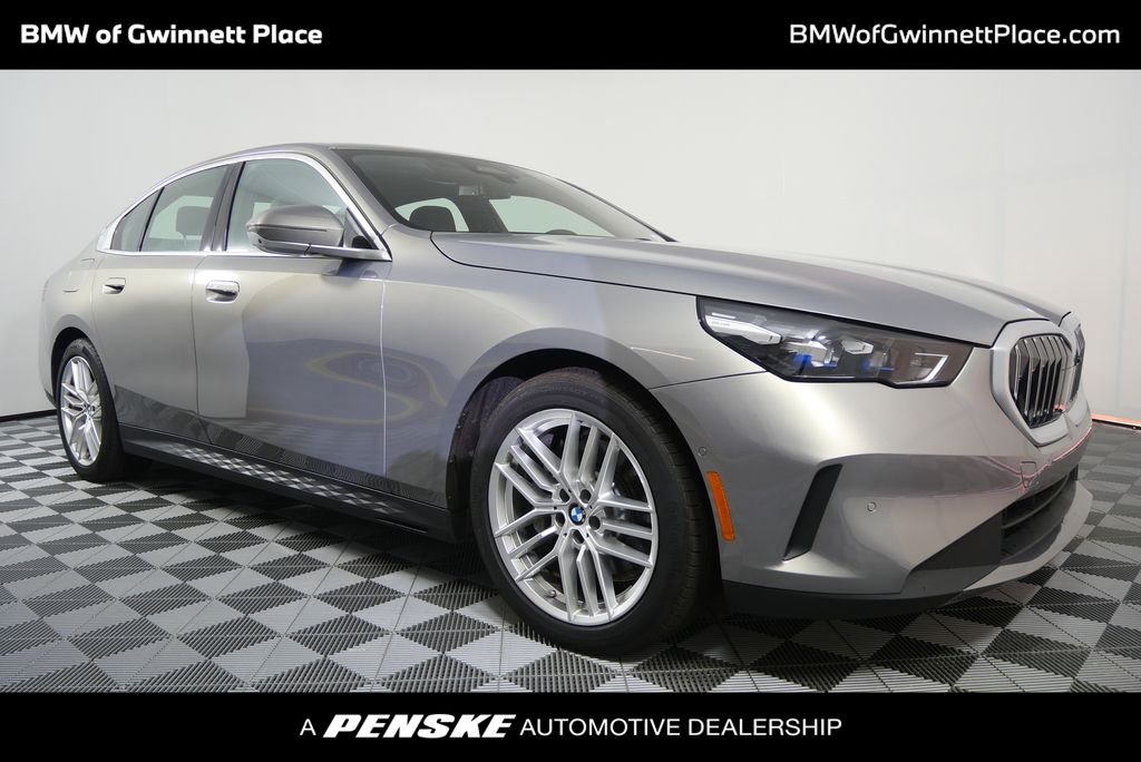 Thumbnail: 2024 BMW 5 Series - 1
