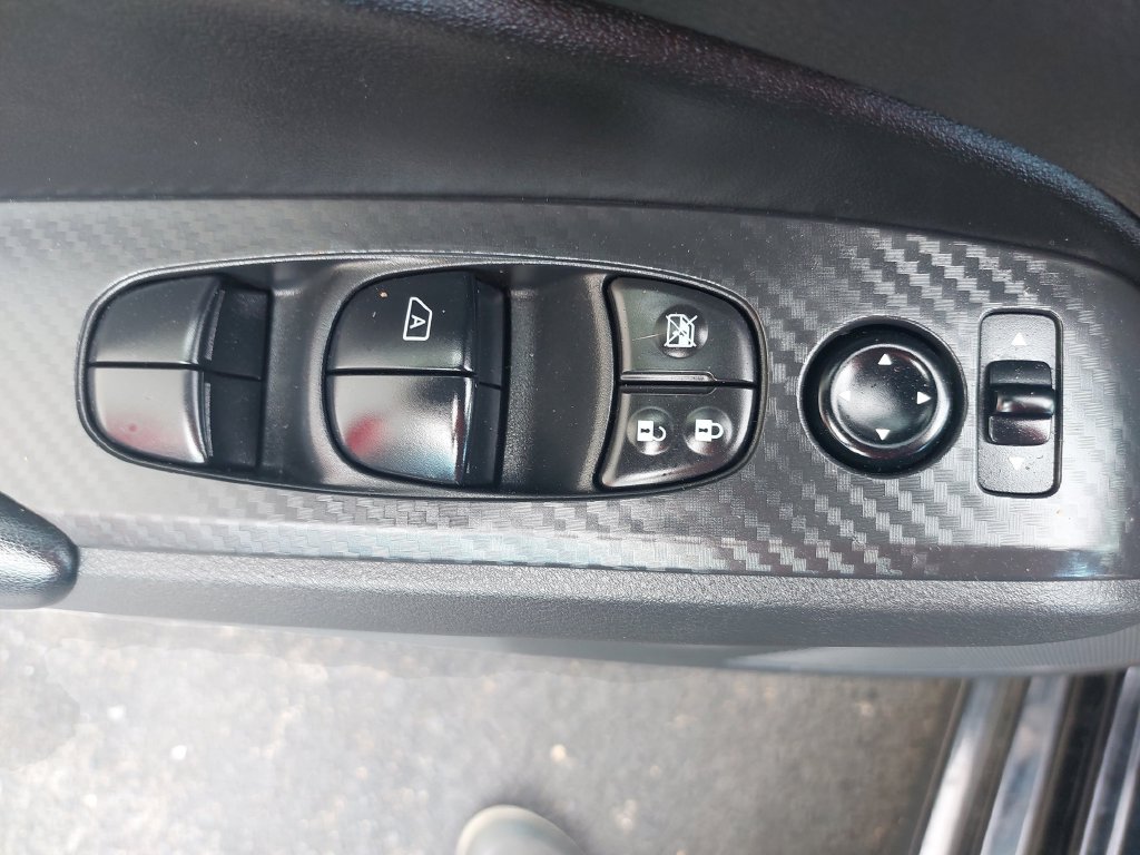 Used 2025 Nissan Altima Sedan