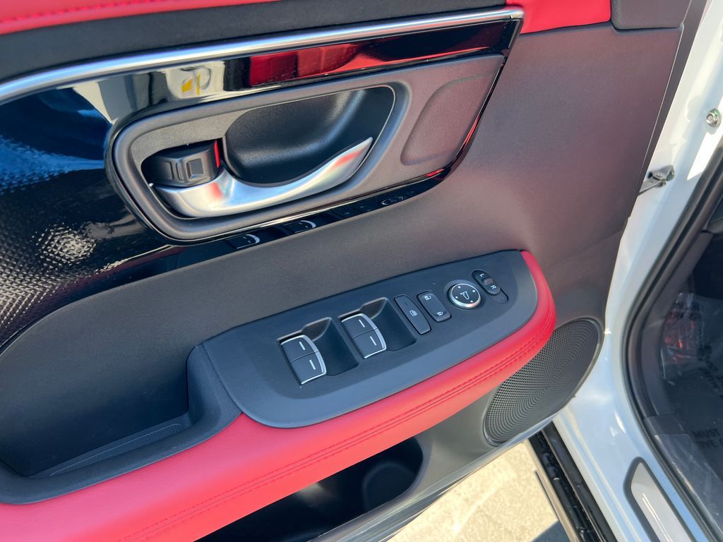 Thumbnail: 2025 Acura ADX - 12