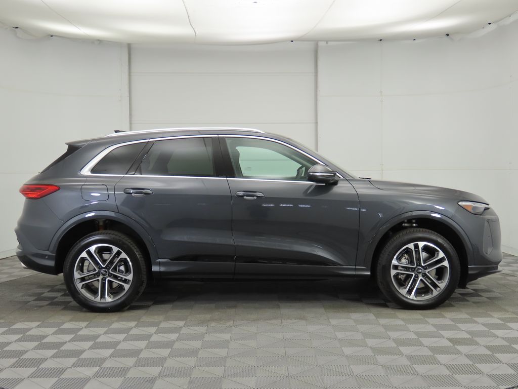 2025 Audi Q5 Premium 4