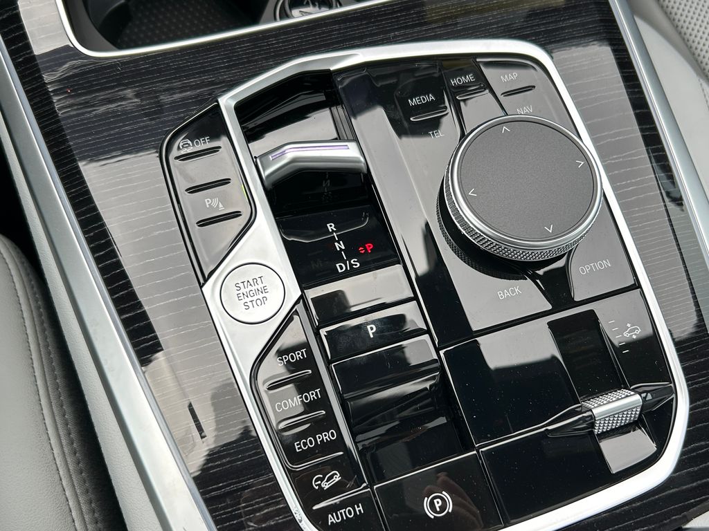 Thumbnail: 2026 BMW X5 - 28