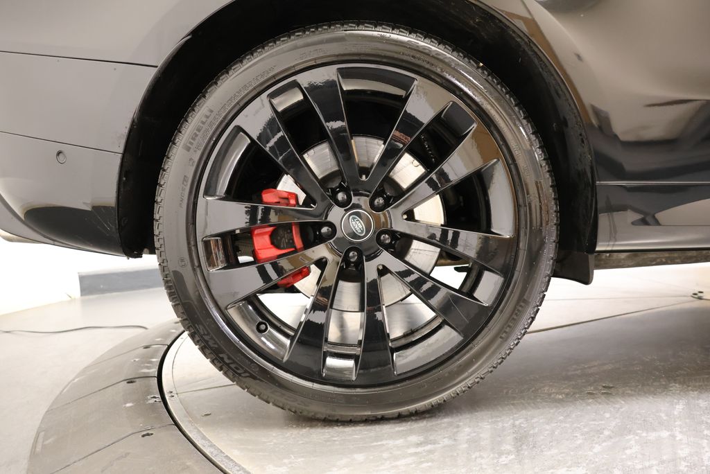 Thumbnail: 2025 Land Rover Range Rover Sport - 11