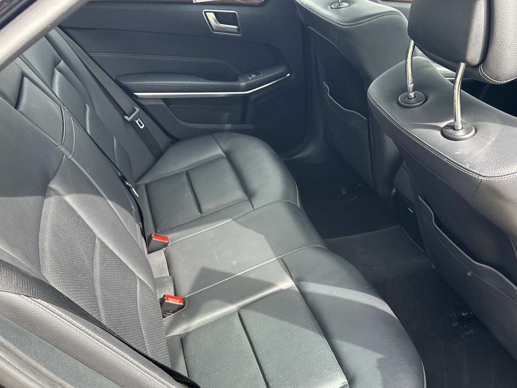Thumbnail: 2016 Mercedes-Benz E-Class - 23