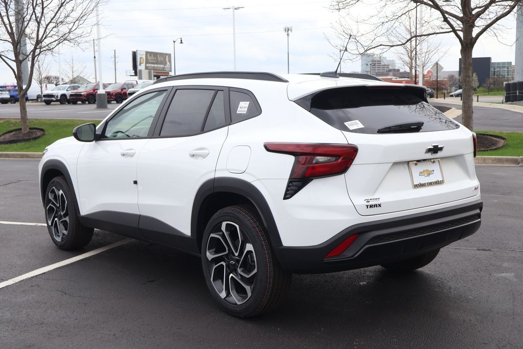 Thumbnail: 2026 Chevrolet Trax - 5