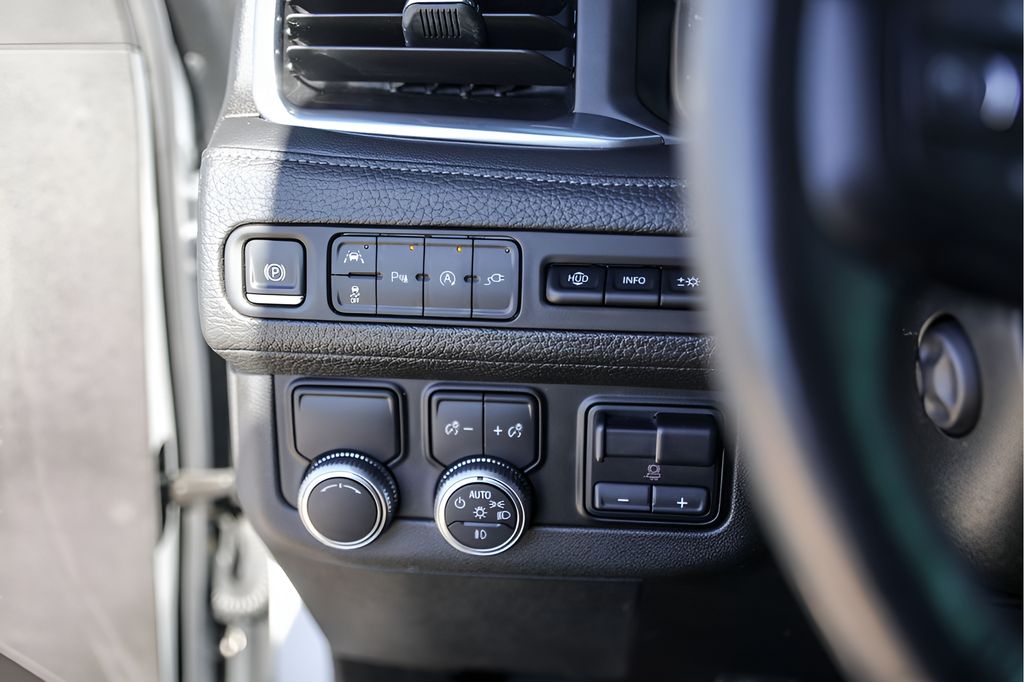 Used Car 2021 Gmc Yukon Xl  Denali For Sale Under $40,000 In Austin, Texas