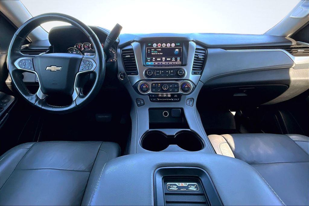 2017 Chevrolet Tahoe LT Silver at Autostrade