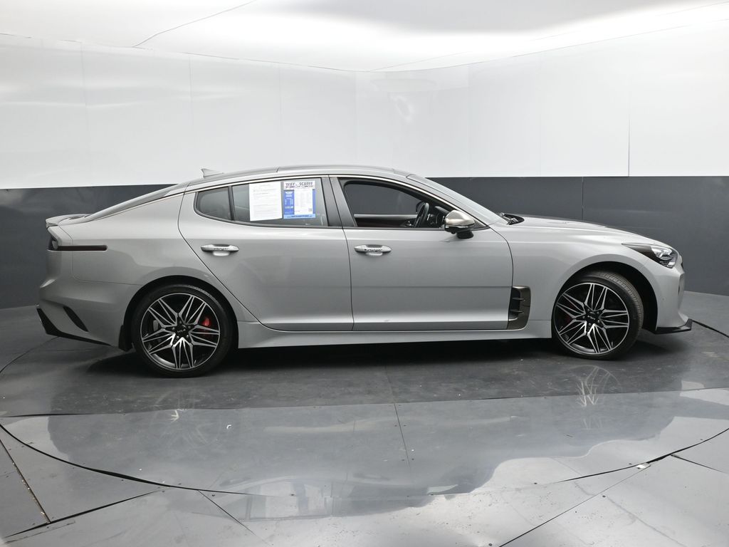 2023 Kia Stinger GT2