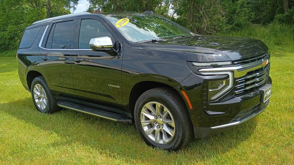 Black 2025 Chevrolet Tahoe Premier 4WD SUV / Crossover Four-Wheel Drive