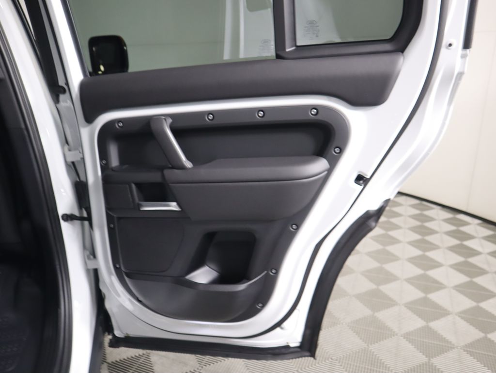 Thumbnail: 2025 Land Rover Defender - 29