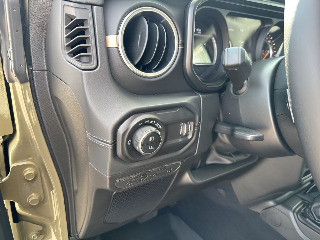 New Car 2025 Jeep Gladiator  For Sale Under $40,000 In Austin, Texas