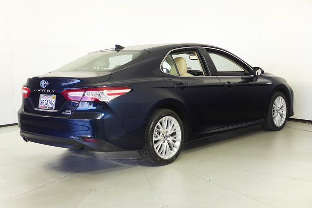 2020 Toyota Camry Hybrid XLE 7