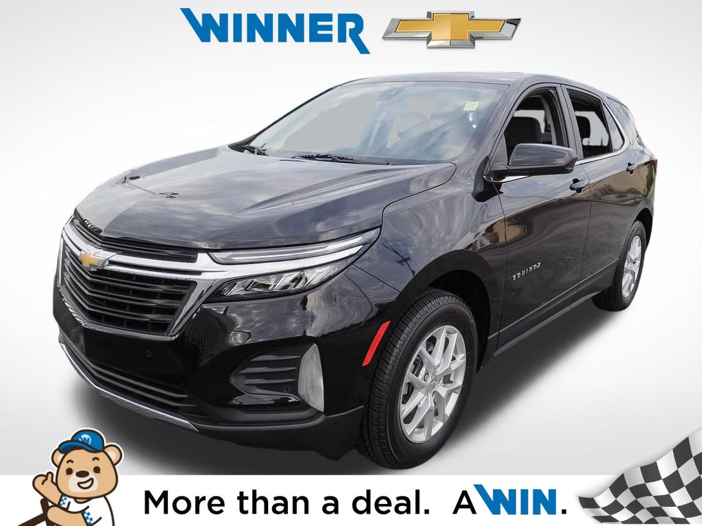 2022 Chevrolet Equinox LT AWD with 1LT