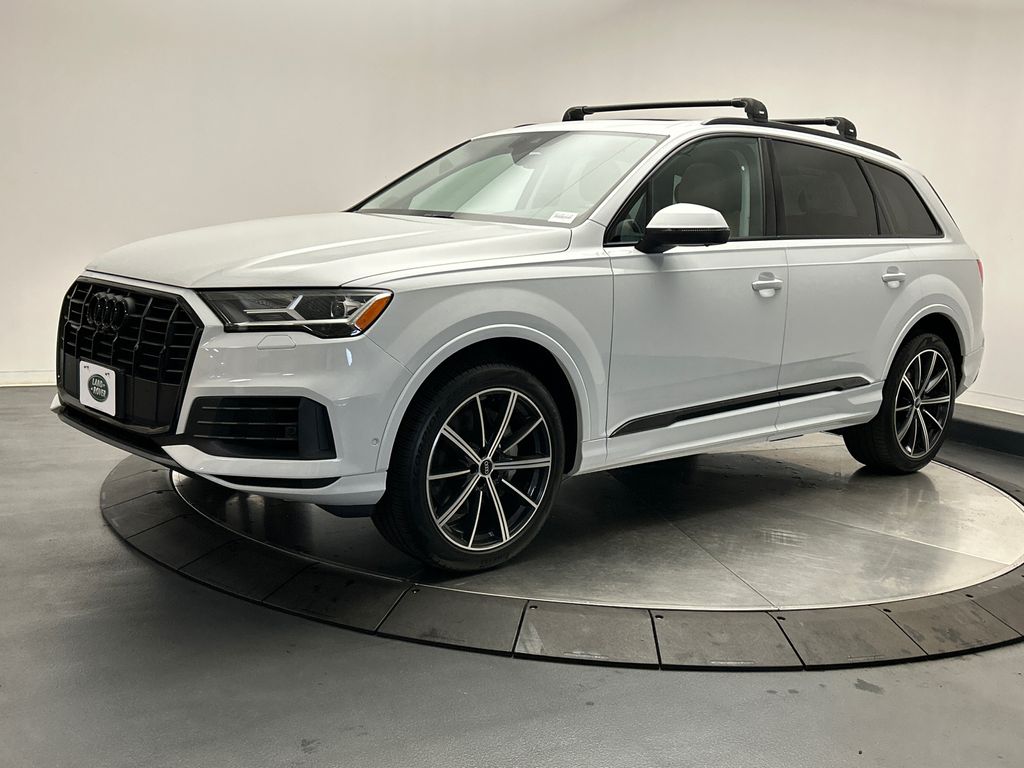 2021 Audi Q7 Premium Plus -
                Darien, CT