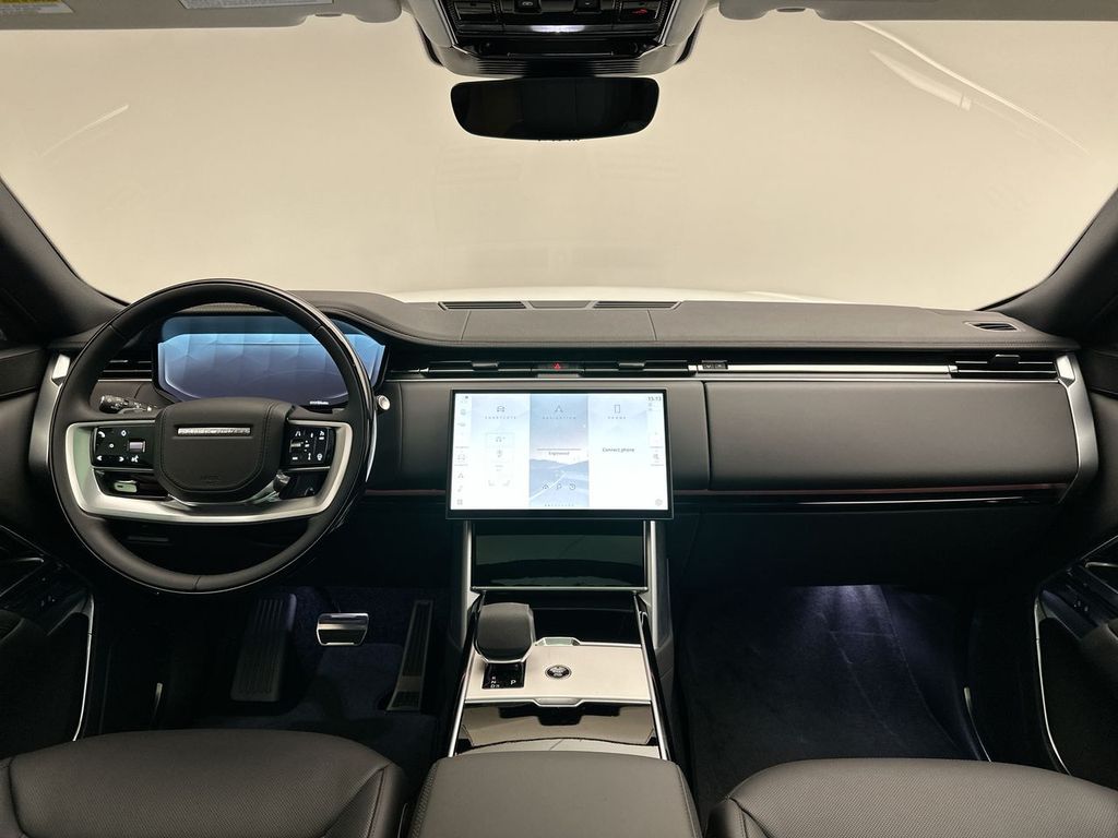 Thumbnail: 2025 Land Rover Range Rover - 8