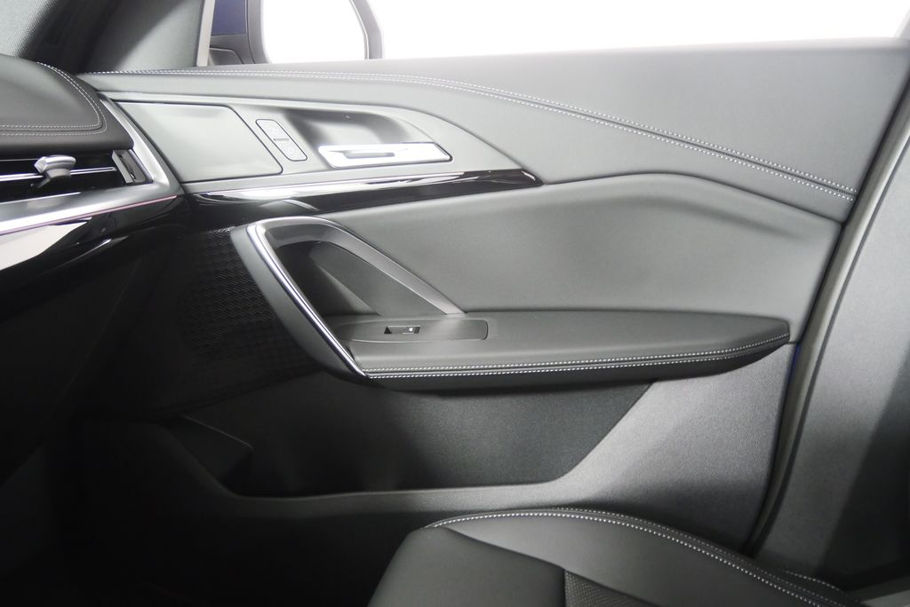 Thumbnail: 2026 BMW X1 - 22