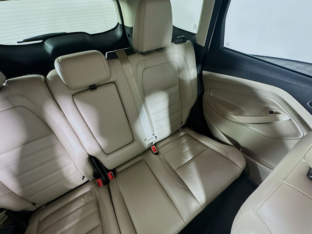 Used 2017 White Ford SE image 14